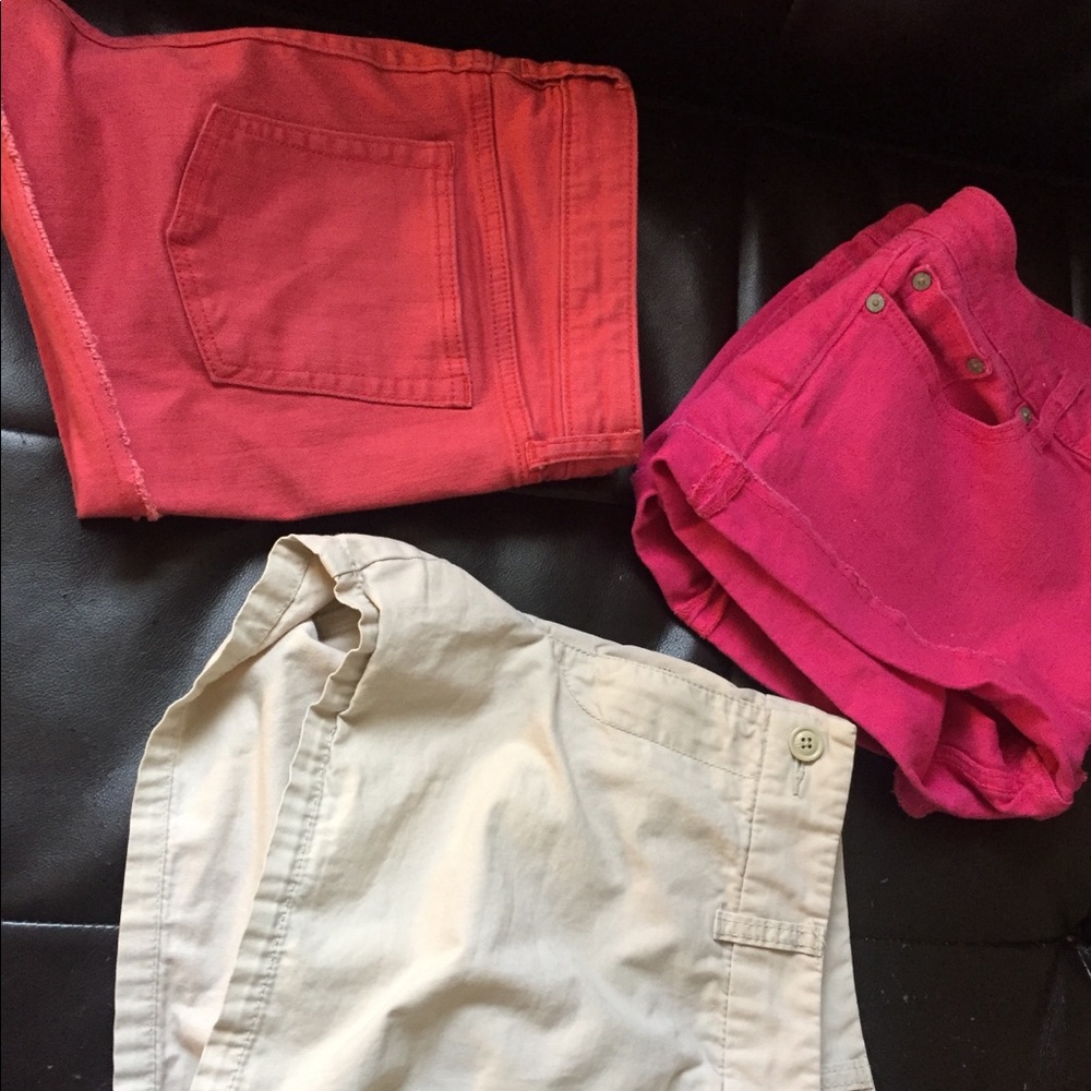 EUC Gap Hadley shorts Collection! Size 10
